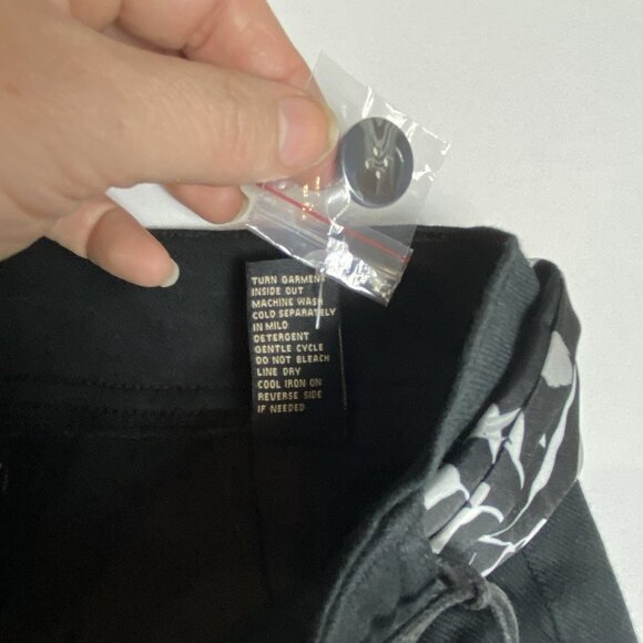 DG2 by Diane Gilman Cabana Knit Twill Wide-Leg Crop Pant Black Sz 8 NWT - Picture 5 of 8